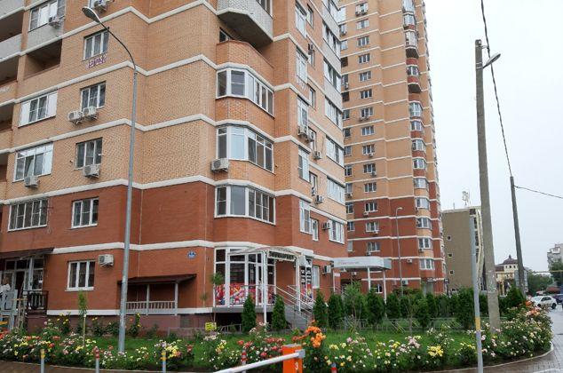 Продажа 2-комнатной квартиры, Краснодар, Морская улица,  43