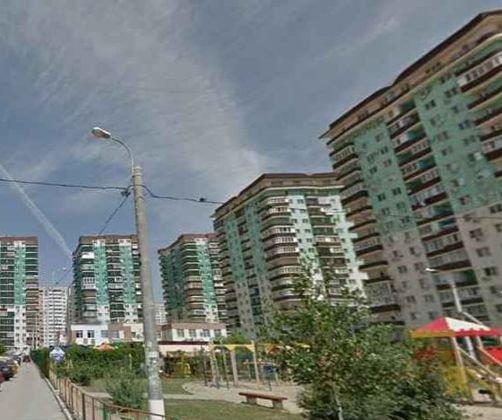 Продажа 2-комнатной квартиры, Краснодар, улица имени 40-летия Победы,  113