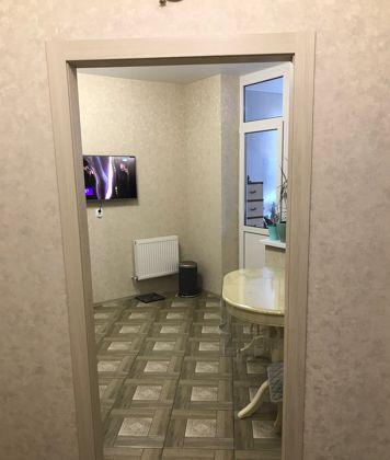 Продажа 1-комнатной квартиры, Краснодар, улица имени Героя Георгия Бочарникова,  1