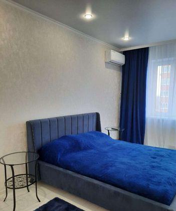 Продажа 1-комнатной квартиры, Краснодар, улица имени Героя Николая Шевелёва,  2