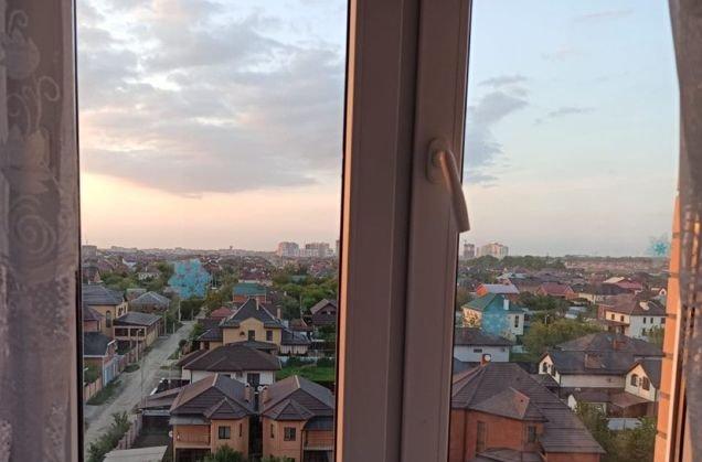 Продажа 2-комнатной квартиры, Краснодар, Домбайская улица,  12