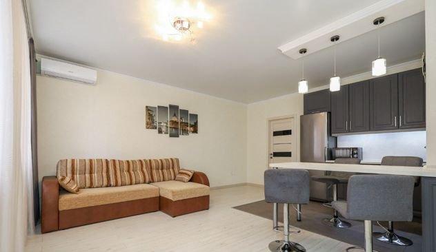 Продажа 2-комнатной квартиры, Краснодар, улица им. Героя Яцкова И.В.,  15к2