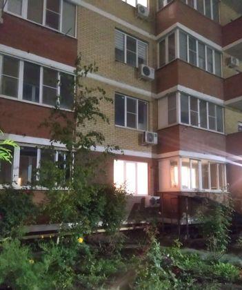 Продажа 3-комнатной квартиры, Краснодар, улица Героя А.А. Аверкиева,  1