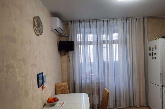 Продажа 2-комнатной квартиры, Краснодар, улица имени Героя Николая Шевелёва,  1