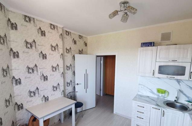 Продажа 1-комнатной квартиры, Краснодар, Тополиная улица,  46к1