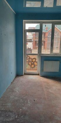 Продажа 2-комнатной квартиры, Краснодар, улица имени Сергея Есенина,  82