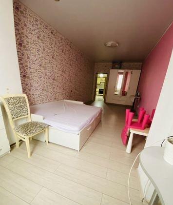 Продажа 2-комнатной квартиры, Краснодар, улица имени Сергея Есенина,  84Б