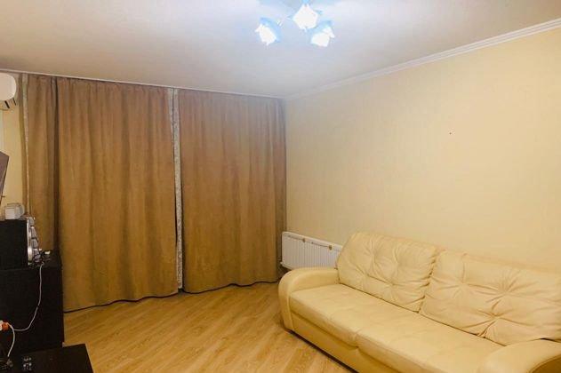 Продажа 1-комнатной квартиры, Краснодар, улица имени Сергея Есенина,  133