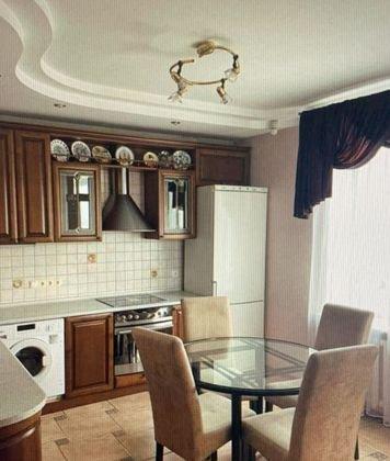 Продажа 2-комнатной квартиры, Краснодар, Парковая улица,  7/1