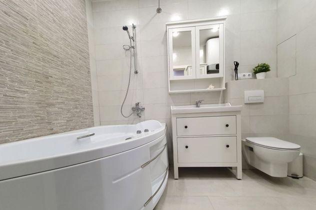 Продажа 2-комнатной квартиры, Краснодар, Железнодорожная улица,  24