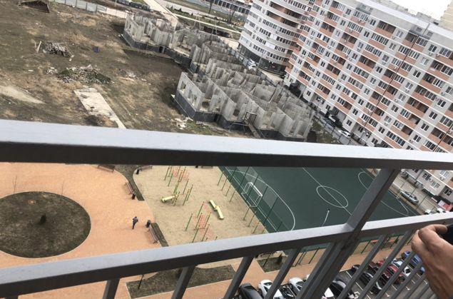 Продажа 1-комнатной квартиры, Краснодар, Командорская улица,  9к2