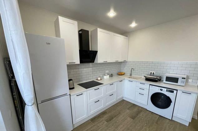 Продажа 2-комнатной квартиры, Краснодар, улица Героев-Разведчиков,  8к1