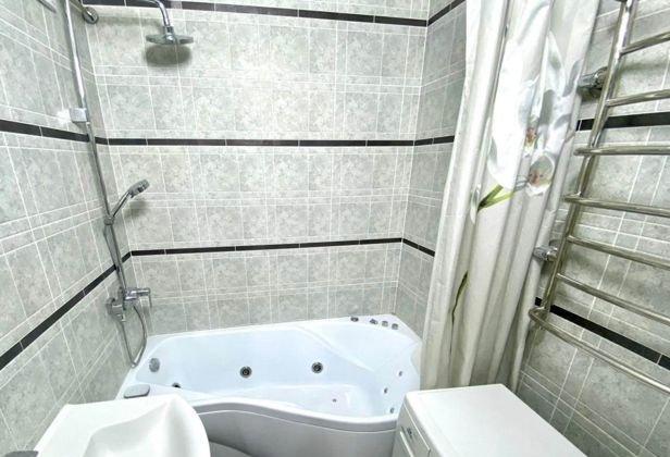 Продажа 1-комнатной квартиры, Краснодар, Казбекская улица,  14