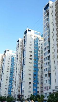 Продажа 2-комнатной квартиры, Краснодар, улица имени 40-летия Победы,  143