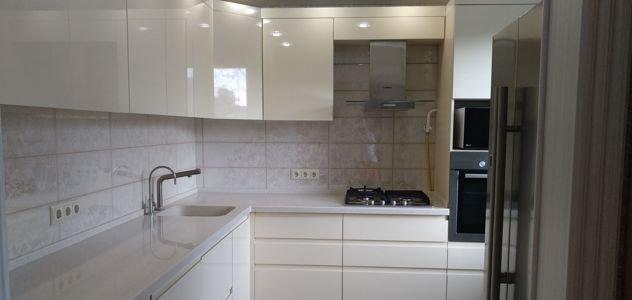 Продажа 3-комнатной квартиры, Краснодар, Севастопольская улица,  2