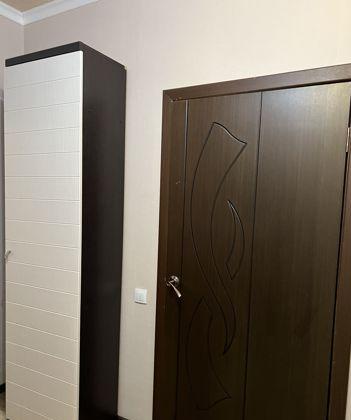 Продажа 1-комнатной квартиры, Краснодар, улица имени Сергея Есенина,  106