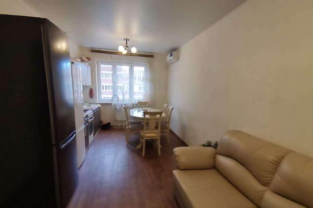 Продажа 2-комнатной квартиры, Краснодар, улица Петра Метальникова,  7