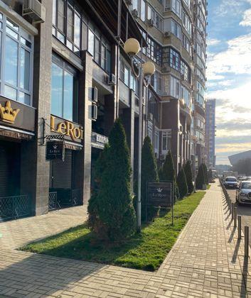 Продажа 2-комнатной квартиры, Краснодар, бульвар Клары Лучко,  16