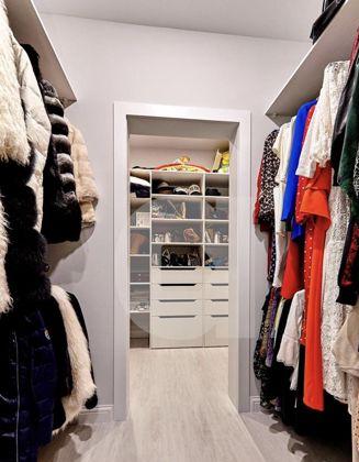 Продажа 3-комнатной квартиры, Краснодар, Кубанская набережная,  37