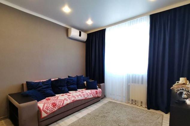 Продажа 2-комнатной квартиры, Краснодар, Гаражная улица,  107