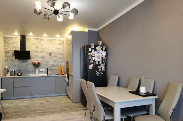 Продажа 2-комнатной квартиры, Краснодар, Гаражная улица,  107