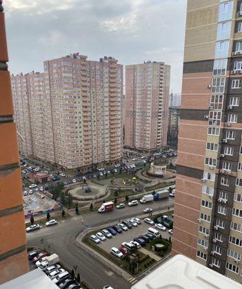 Продажа 2-комнатной квартиры, Краснодар, улица имени Героя Николая Шевелёва,  2