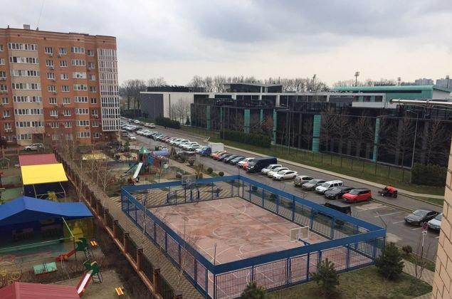 Продажа 2-комнатной квартиры, Краснодар, улица Жлобы,  141