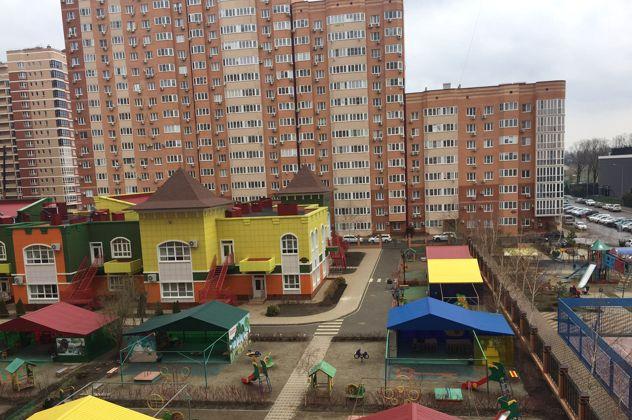 Продажа 2-комнатной квартиры, Краснодар, улица Жлобы,  141