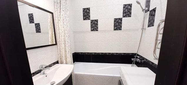 Продажа 2-комнатной квартиры, Краснодар, улица Репина,  1/2к2