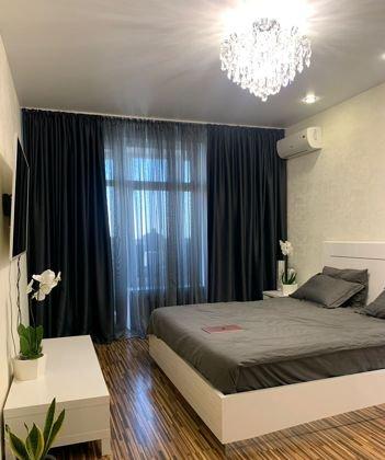 Продажа 2-комнатной квартиры, Краснодар, бульвар Клары Лучко,  14к2