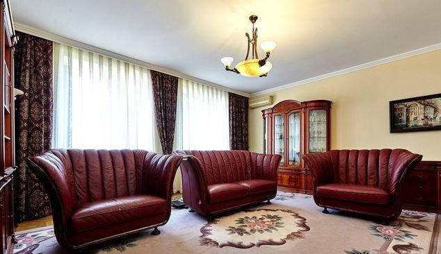 Продажа 3-комнатной квартиры, Краснодар, улица Дзержинского,  10/1