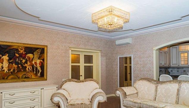 Продажа 2-комнатной квартиры, Краснодар, Постовая улица,  33