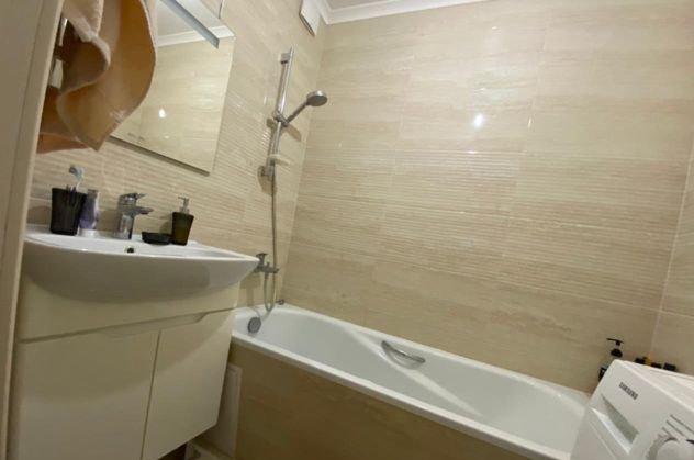 Продажа 3-комнатной квартиры, Краснодар, улица Тургенева,  189