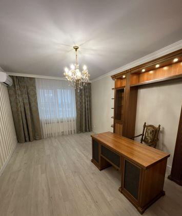 Продажа 3-комнатной квартиры, Краснодар, Кубанская набережная,  37К10