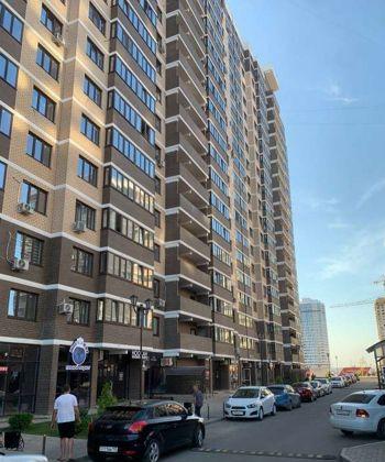 Продажа 1-комнатной квартиры, Краснодар, улица Адмирала Серебрякова,  3к1