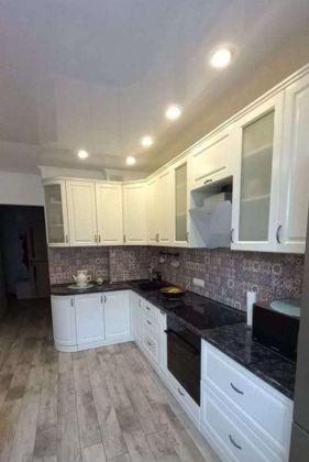 Продажа 2-комнатной квартиры, Краснодар, улица Цезаря Куникова,  24к2