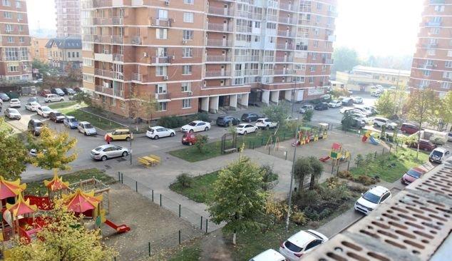 Продажа 3-комнатной квартиры, Краснодар, улица Дзержинского,  54/12