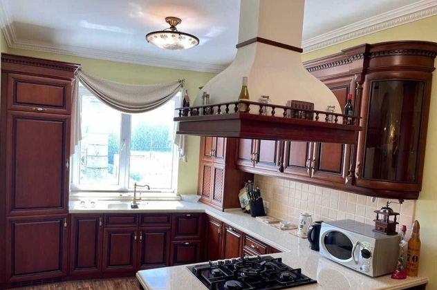 Продажа 2-комнатной квартиры, Краснодар, улица Урицкого,  6