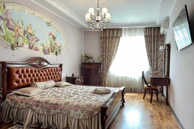 Продажа 2-комнатной квартиры, Краснодар, улица Урицкого,  6