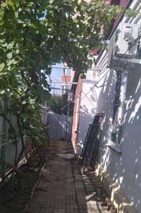 Продажа 3-комнатной квартиры, Краснодар, Фестивальная улица,  9