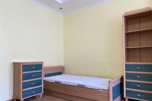 Продажа 3-комнатной квартиры, Краснодар, бульвар Клары Лучко,  8