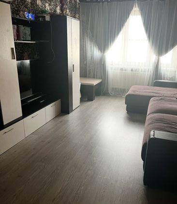 Продажа 2-комнатной квартиры, Краснодар, улица Героя А.А. Аверкиева,  22