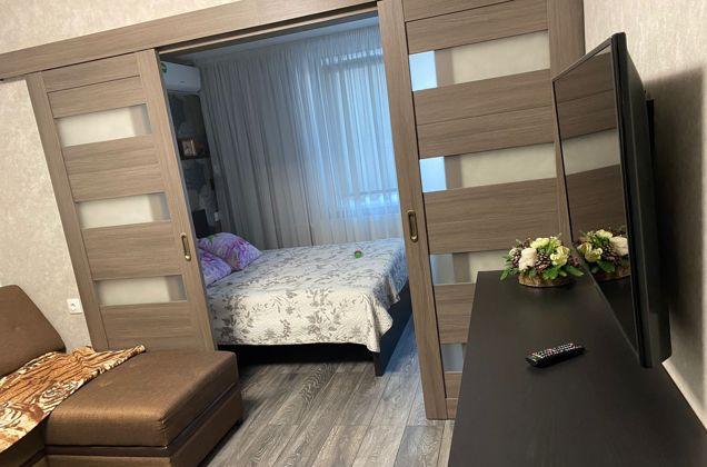 Продажа 2-комнатной квартиры, Краснодар, улица Героев-Разведчиков,  19/2