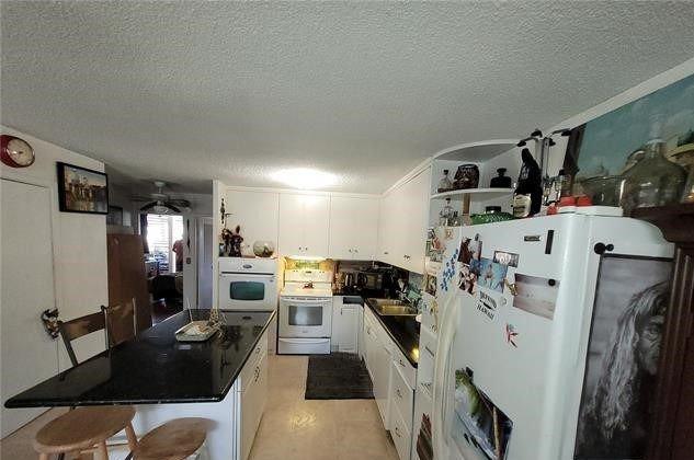 Продажа 1-комнатной квартиры, Краснодар, улица имени Сергея Есенина,  104