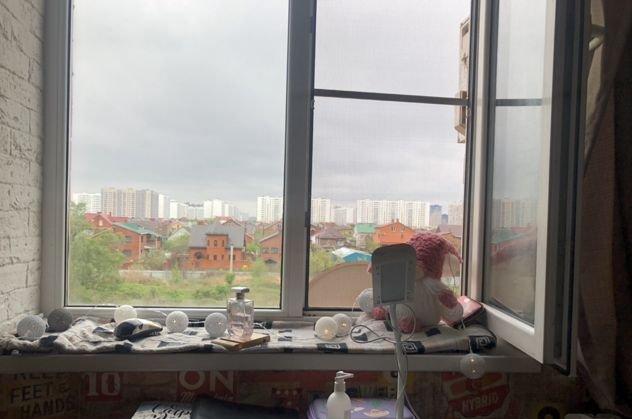 Продажа 3-комнатной квартиры, Краснодар, переулок Есенина,  19