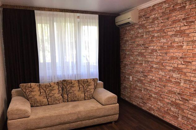 Продажа 2-комнатной квартиры, Краснодар, улица имени Калинина,  13к49