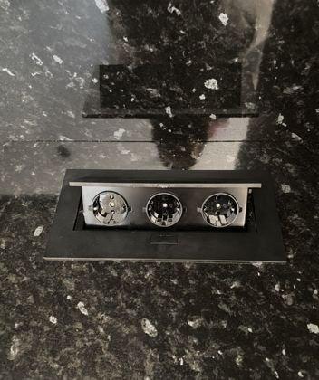 Продажа 1-комнатной квартиры, Краснодар, Гаражная улица,  87