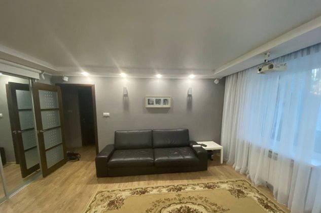 Продажа 3-комнатной квартиры, Краснодар, улица Красных Партизан,  242