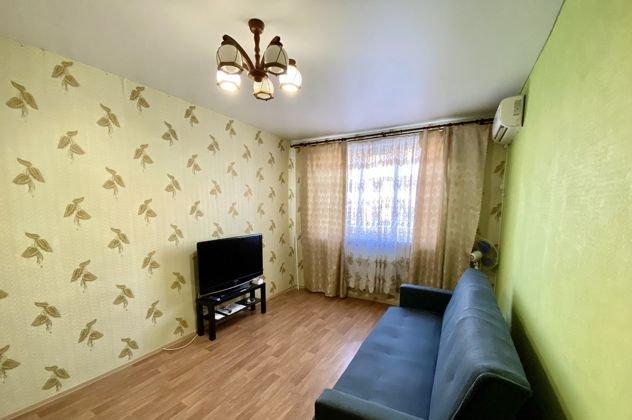 Продажа 1-комнатной квартиры, Краснодар, улица имени Сергея Есенина,  108/2