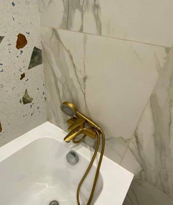 Продажа 2-комнатной квартиры, Краснодар, Командорская улица,  9к2